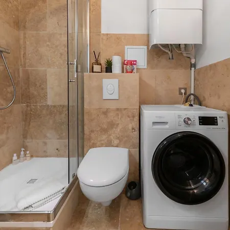 Chez Virginie Triangle D'or Apartamento *